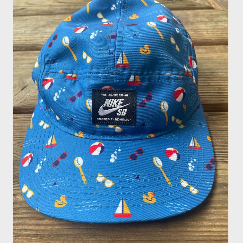 Nike SB Beach Motif 5 Panel Hat Cap Blue Yellow White Skateboarding Snapback